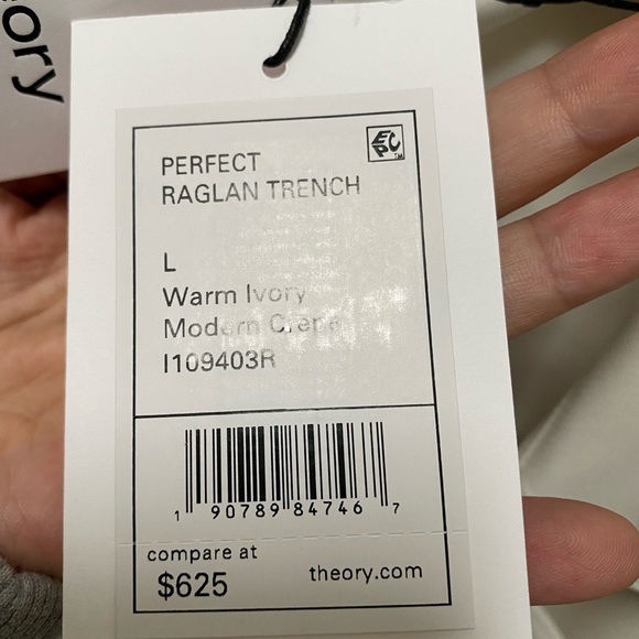 NWT soft white Theory belted “perfect raglan trench” coat - Picture 5 of 16